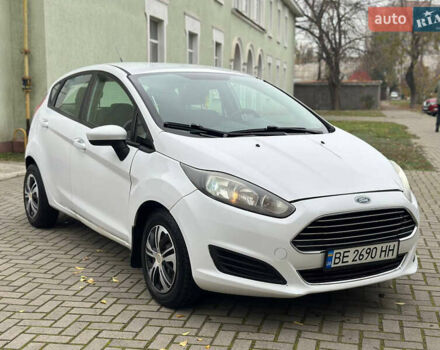 Белый Форд Фиеста, объемом двигателя 1.6 л и пробегом 280 тыс. км за 5800 $, фото 1 на Automoto.ua