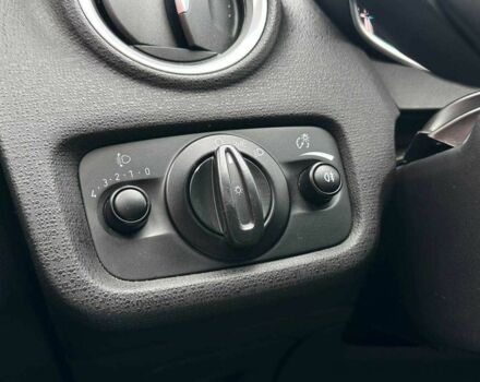 Белый Форд Фиеста, объемом двигателя 0 л и пробегом 159 тыс. км за 6690 $, фото 15 на Automoto.ua