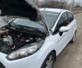 Белый Форд Фиеста, объемом двигателя 1 л и пробегом 160 тыс. км за 6900 $, фото 6 на Automoto.ua