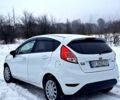 Белый Форд Фиеста, объемом двигателя 1 л и пробегом 140 тыс. км за 6500 $, фото 1 на Automoto.ua