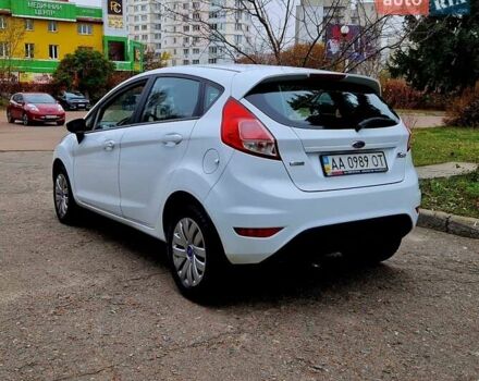 Белый Форд Фиеста, объемом двигателя 1 л и пробегом 182 тыс. км за 7500 $, фото 12 на Automoto.ua