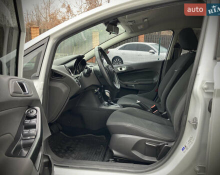 Белый Форд Фиеста, объемом двигателя 1 л и пробегом 96 тыс. км за 8900 $, фото 11 на Automoto.ua