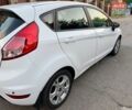 Белый Форд Фиеста, объемом двигателя 1 л и пробегом 105 тыс. км за 7950 $, фото 6 на Automoto.ua