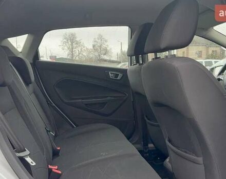 Белый Форд Фиеста, объемом двигателя 1 л и пробегом 86 тыс. км за 7490 $, фото 10 на Automoto.ua