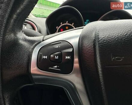 Форд Фієста 2015 у Києві на Automoto.ua Білий Форд Фієста, об'ємом двигуна 1 л та пробігом 159 тис. км за 6690 $, фото 16 на Automoto.ua