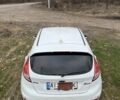Белый Форд Фиеста, объемом двигателя 1 л и пробегом 160 тыс. км за 6900 $, фото 3 на Automoto.ua