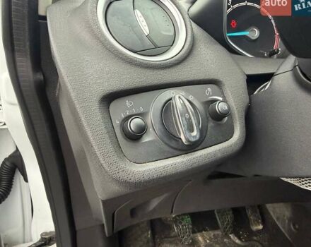 Белый Форд Фиеста, объемом двигателя 1 л и пробегом 86 тыс. км за 7490 $, фото 17 на Automoto.ua