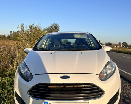 Белый Форд Фиеста, объемом двигателя 1.6 л и пробегом 120 тыс. км за 7500 $, фото 1 на Automoto.ua