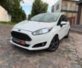 Белый Форд Фиеста, объемом двигателя 1 л и пробегом 155 тыс. км за 5990 $, фото 1 на Automoto.ua