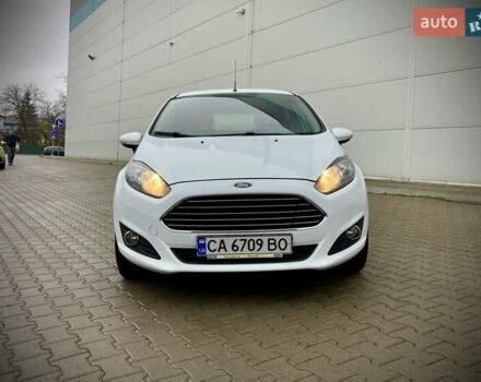 Белый Форд Фиеста, объемом двигателя 1 л и пробегом 96 тыс. км за 8900 $, фото 3 на Automoto.ua