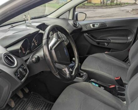 Белый Форд Фиеста, объемом двигателя 0 л и пробегом 133 тыс. км за 6000 $, фото 1 на Automoto.ua