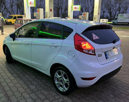 Белый Форд Фиеста, объемом двигателя 1 л и пробегом 80 тыс. км за 9600 $, фото 9 на Automoto.ua