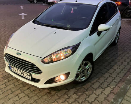 Белый Форд Фиеста, объемом двигателя 1 л и пробегом 80 тыс. км за 9600 $, фото 10 на Automoto.ua