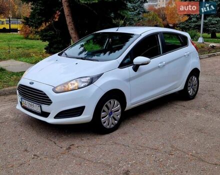 Белый Форд Фиеста, объемом двигателя 1 л и пробегом 182 тыс. км за 7500 $, фото 7 на Automoto.ua