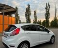 Белый Форд Фиеста, объемом двигателя 1.39 л и пробегом 135 тыс. км за 8500 $, фото 3 на Automoto.ua