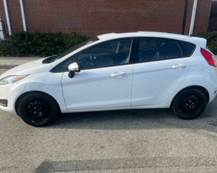 Белый Форд Фиеста, объемом двигателя 1.6 л и пробегом 70 тыс. км за 1400 $, фото 4 на Automoto.ua