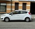 Белый Форд Фиеста, объемом двигателя 1 л и пробегом 90 тыс. км за 7832 $, фото 4 на Automoto.ua