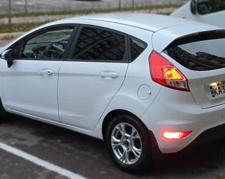 Белый Форд Фиеста, объемом двигателя 1.24 л и пробегом 63 тыс. км за 9900 $, фото 5 на Automoto.ua