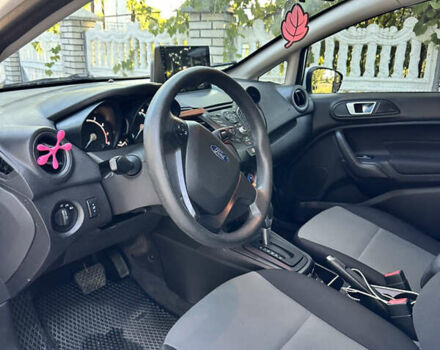 Білий Форд Фієста, об'ємом двигуна 1.6 л та пробігом 89 тис. км за 8750 $, фото 14 на Automoto.ua