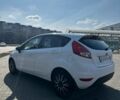 Белый Форд Фиеста, объемом двигателя 1 л и пробегом 147 тыс. км за 6200 $, фото 6 на Automoto.ua