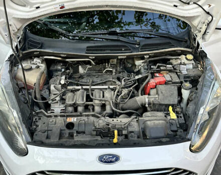 Белый Форд Фиеста, объемом двигателя 1.6 л и пробегом 89 тыс. км за 8500 $, фото 28 на Automoto.ua