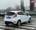 Білий Форд Фієста, об'ємом двигуна 1 л та пробігом 71 тис. км за 8900 $, фото 4 на Automoto.ua