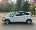 Білий Форд Фієста, об'ємом двигуна 1.6 л та пробігом 150 тис. км за 7400 $, фото 3 на Automoto.ua