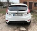 Білий Форд Фієста, об'ємом двигуна 1 л та пробігом 60 тис. км за 8500 $, фото 2 на Automoto.ua