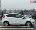Білий Форд Фієста, об'ємом двигуна 1 л та пробігом 71 тис. км за 8900 $, фото 3 на Automoto.ua