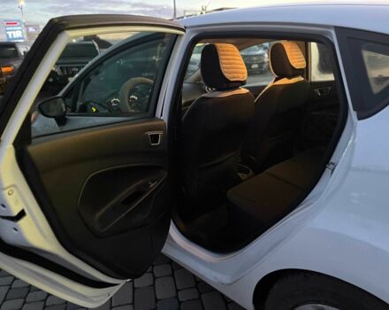 Белый Форд Фиеста, объемом двигателя 0 л и пробегом 106 тыс. км за 8300 $, фото 18 на Automoto.ua