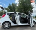 Білий Форд Фієста, об'ємом двигуна 1 л та пробігом 22 тис. км за 9000 $, фото 9 на Automoto.ua