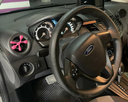 Белый Форд Фиеста, объемом двигателя 1.6 л и пробегом 83 тыс. км за 8600 $, фото 13 на Automoto.ua