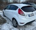 Білий Форд Фієста, об'ємом двигуна 1 л та пробігом 167 тис. км за 7000 $, фото 3 на Automoto.ua