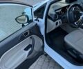 Білий Форд Фієста, об'ємом двигуна 1.6 л та пробігом 160 тис. км за 6750 $, фото 4 на Automoto.ua
