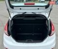 Белый Форд Фиеста, объемом двигателя 1 л и пробегом 47 тыс. км за 8600 $, фото 18 на Automoto.ua