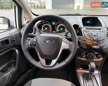 Білий Форд Фієста, об'ємом двигуна 1.6 л та пробігом 117 тис. км за 7900 $, фото 12 на Automoto.ua