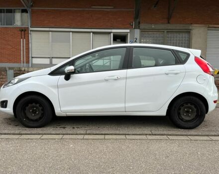 Белый Форд Фиеста, объемом двигателя 1 л и пробегом 103 тыс. км за 6850 $, фото 5 на Automoto.ua