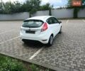 Білий Форд Фієста, об'ємом двигуна 1.24 л та пробігом 134 тис. км за 6700 $, фото 3 на Automoto.ua