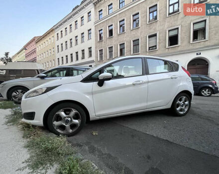 Белый Форд Фиеста, объемом двигателя 1.24 л и пробегом 79 тыс. км за 8200 $, фото 4 на Automoto.ua