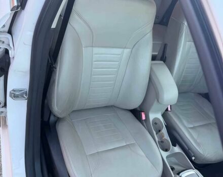 Белый Форд Фиеста, объемом двигателя 1.6 л и пробегом 79 тыс. км за 1300 $, фото 4 на Automoto.ua