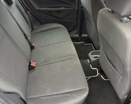 Білий Форд Фієста, об'ємом двигуна 1 л та пробігом 150 тис. км за 7450 $, фото 6 на Automoto.ua