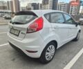 Білий Форд Фієста, об'ємом двигуна 1.24 л та пробігом 215 тис. км за 5500 $, фото 2 на Automoto.ua