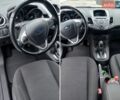 Белый Форд Фиеста, объемом двигателя 1 л и пробегом 90 тыс. км за 6000 $, фото 5 на Automoto.ua