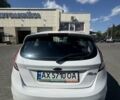 Белый Форд Фиеста, объемом двигателя 1.6 л и пробегом 175 тыс. км за 7000 $, фото 5 на Automoto.ua