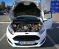 Білий Форд Фієста, об'ємом двигуна 1 л та пробігом 35 тис. км за 12500 $, фото 1 на Automoto.ua
