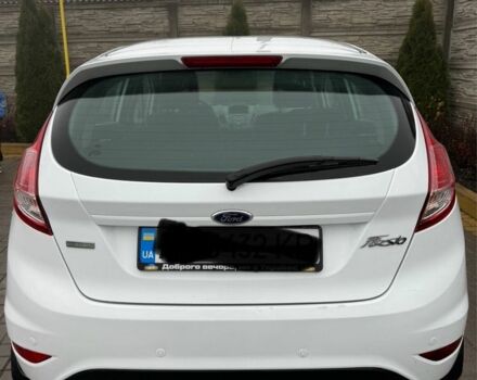 Белый Форд Фиеста, объемом двигателя 1 л и пробегом 150 тыс. км за 7450 $, фото 5 на Automoto.ua