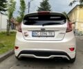 Білий Форд Фієста, об'ємом двигуна 1.6 л та пробігом 160 тис. км за 7500 $, фото 1 на Automoto.ua