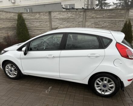 Белый Форд Фиеста, объемом двигателя 1 л и пробегом 150 тыс. км за 7450 $, фото 3 на Automoto.ua