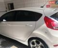 Білий Форд Фієста, об'ємом двигуна 1.6 л та пробігом 158 тис. км за 7600 $, фото 3 на Automoto.ua