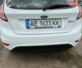 Білий Форд Фієста, об'ємом двигуна 1.25 л та пробігом 171 тис. км за 5800 $, фото 2 на Automoto.ua